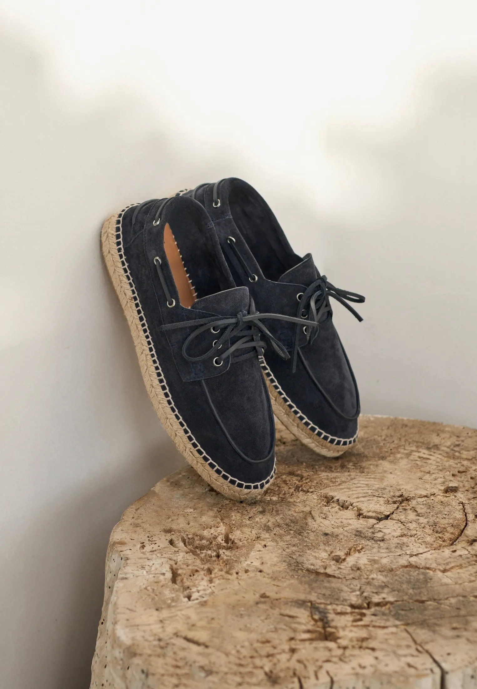 Boat Shoes - Navy Suede