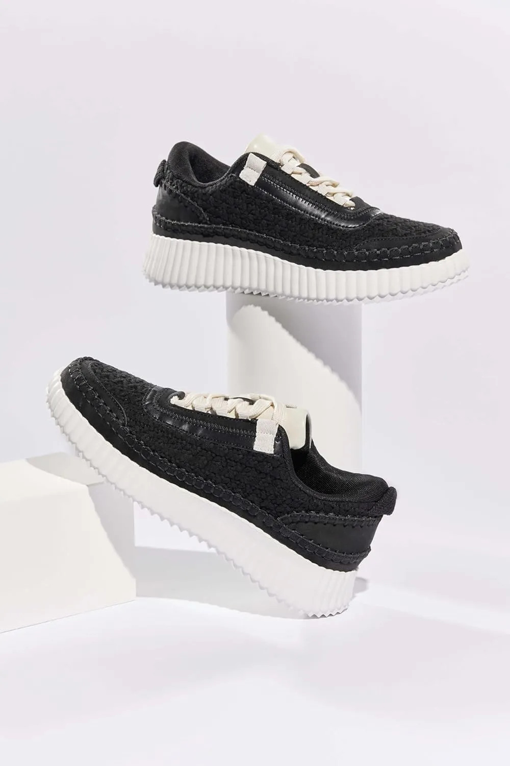 Coutgo Womens Platform Sneakers Lace Up Comfortable Casual Fashion Sneaker Walking Shoes