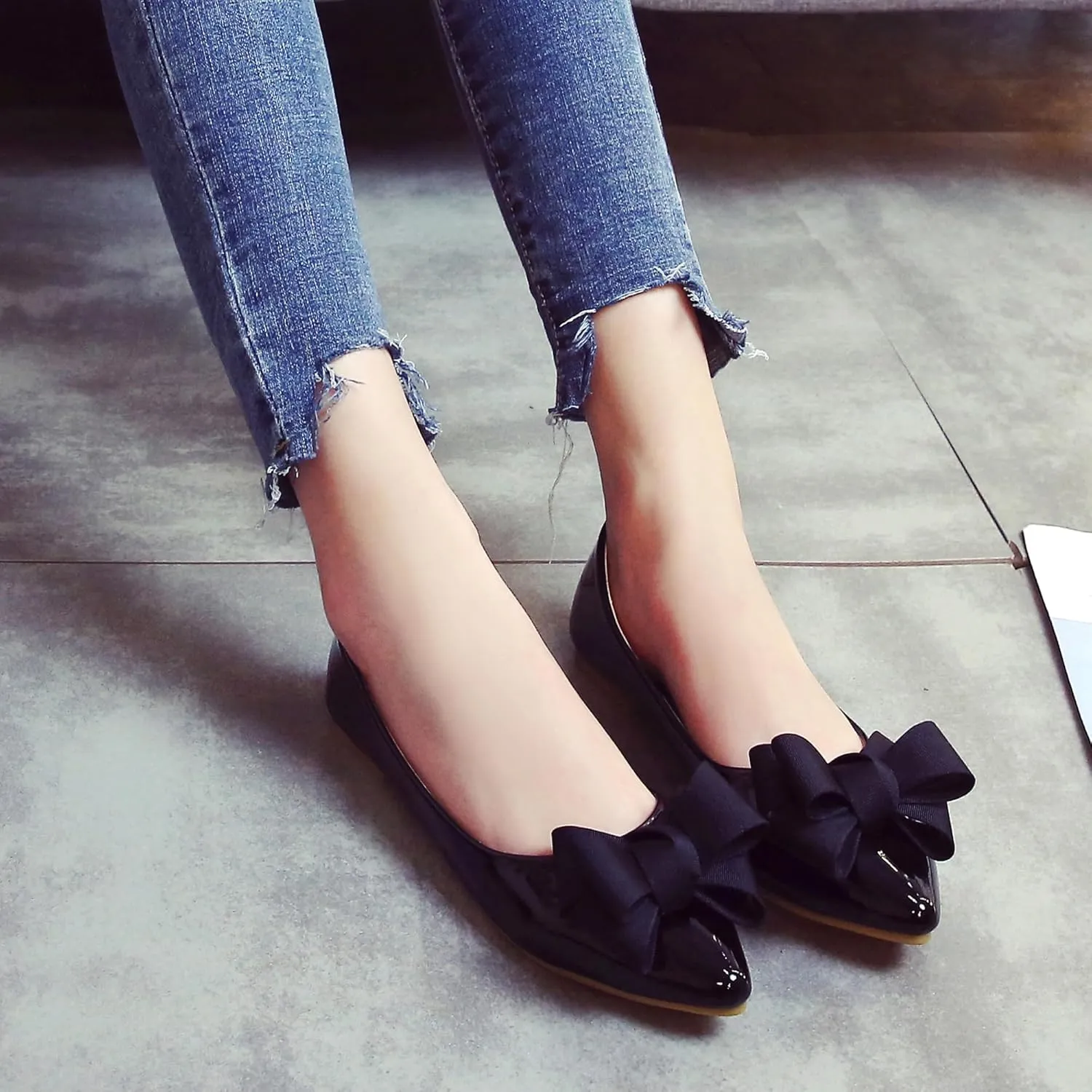 Dear Time Women's Patent Leather Ballet Flat with Bow Comfortable Pointy Slip-on Loafers