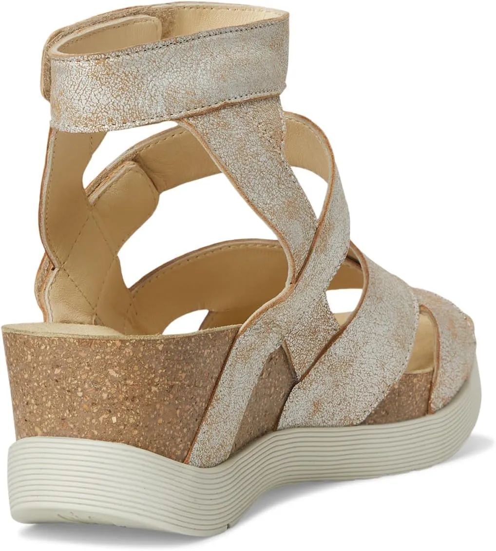 FLY London Women's Wege669fly Platform Sandal