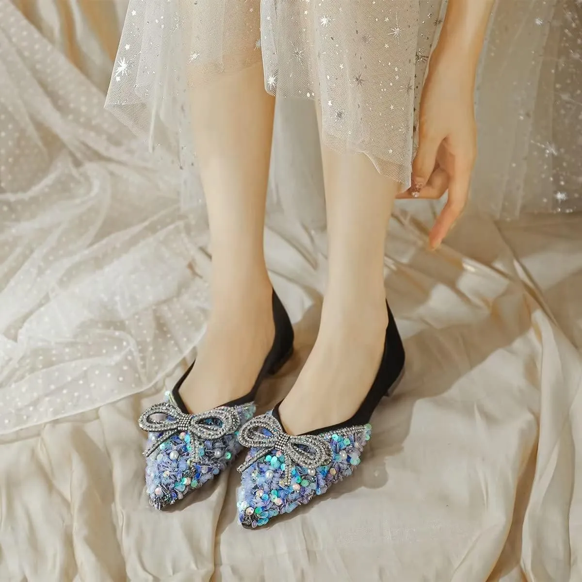 Hee grand Bow-Knot Crystals Ballet Flats Women Pointed Toe Slip On Flats Fashion Rhinestones Dressy Dress Shoes Comfort Work Flats