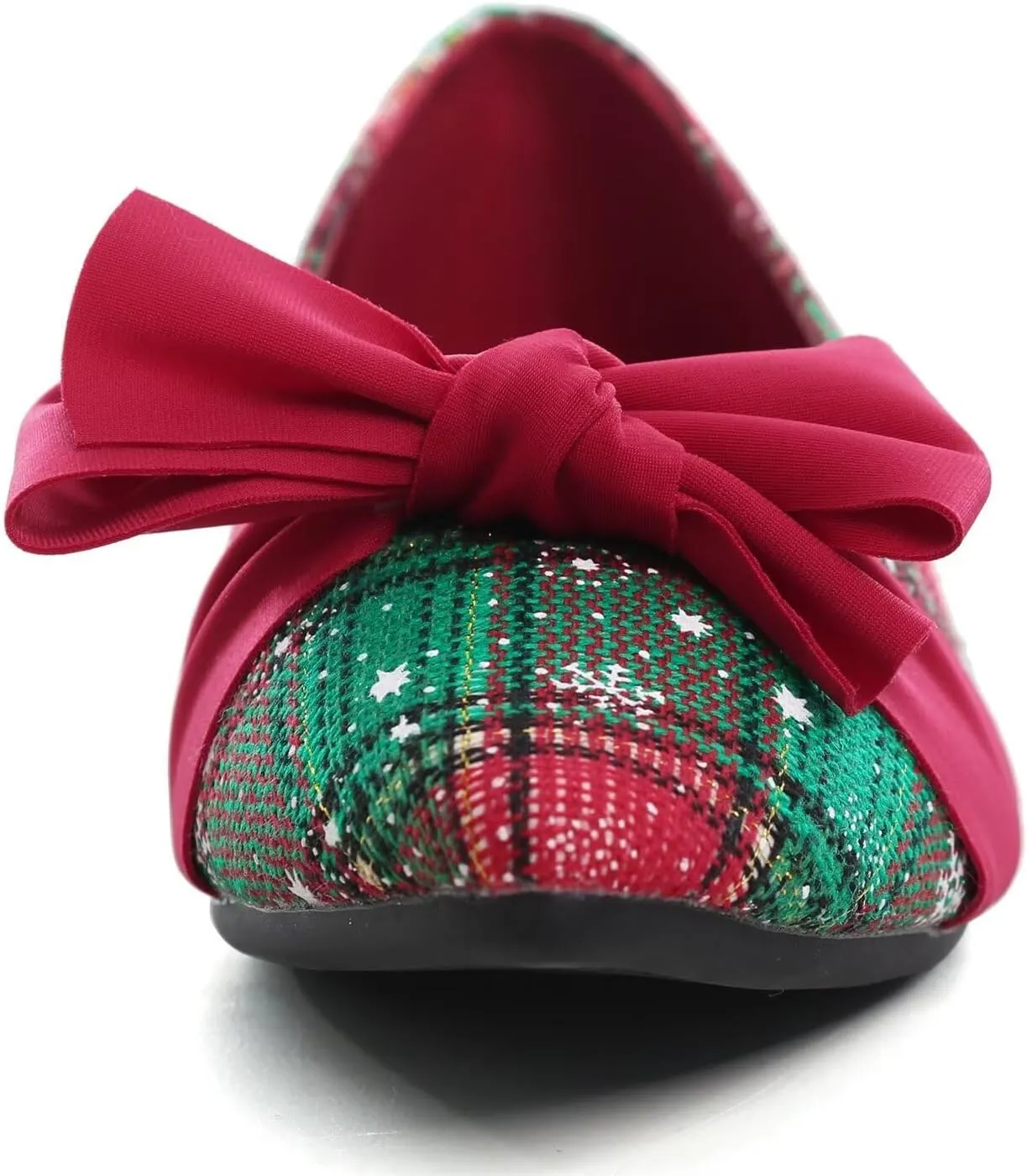 Hee grand Christmas Shoes for Women Pointed Toe Plaid Snowflake Flat Shoes Comfortable Slip on Flats Red/Green Shoes for Christmas