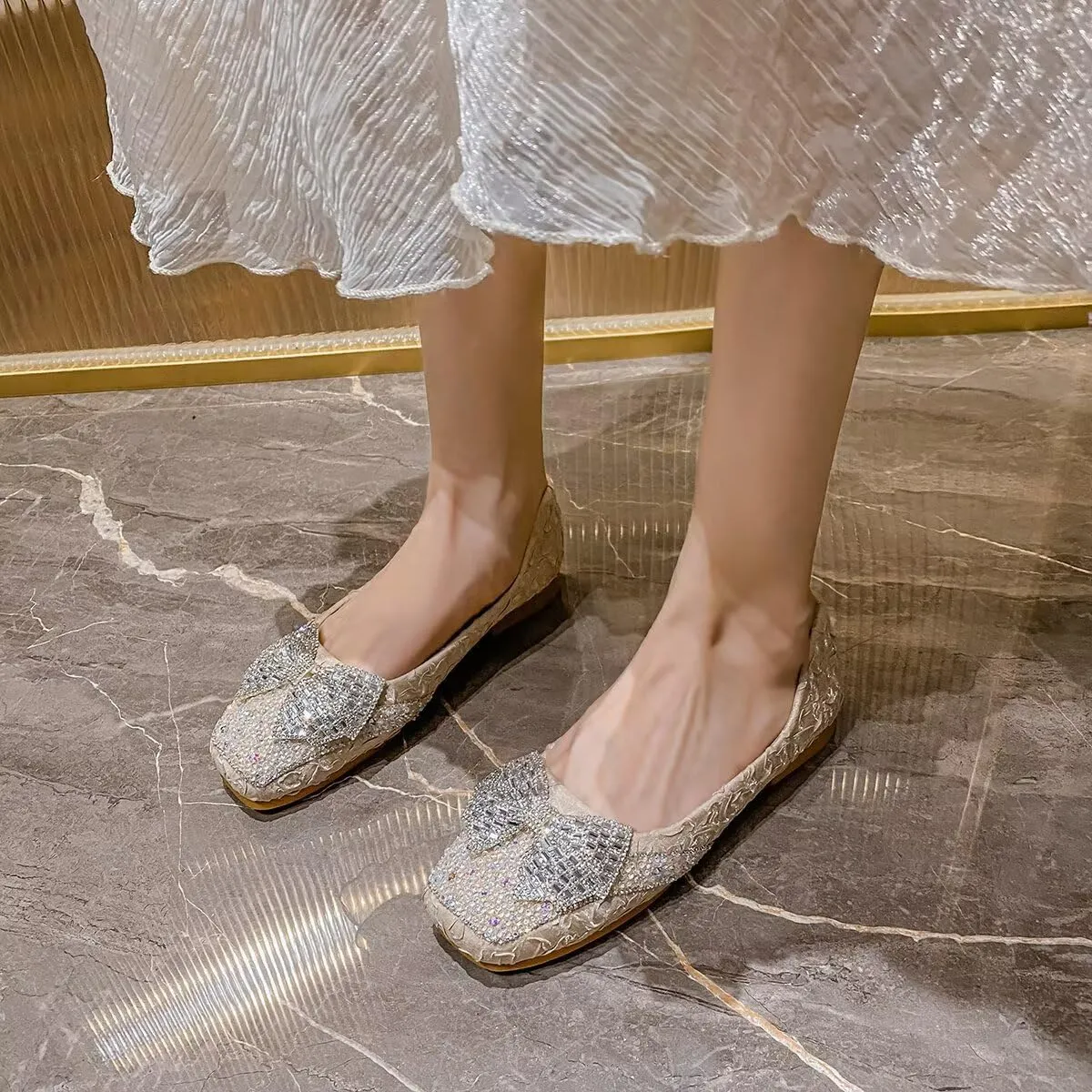 Hee grand Women Crystals Bowknot Ballet Flats Square Toe Slip On Flat Shoes Fashion Rhinestones Dress Shoes
