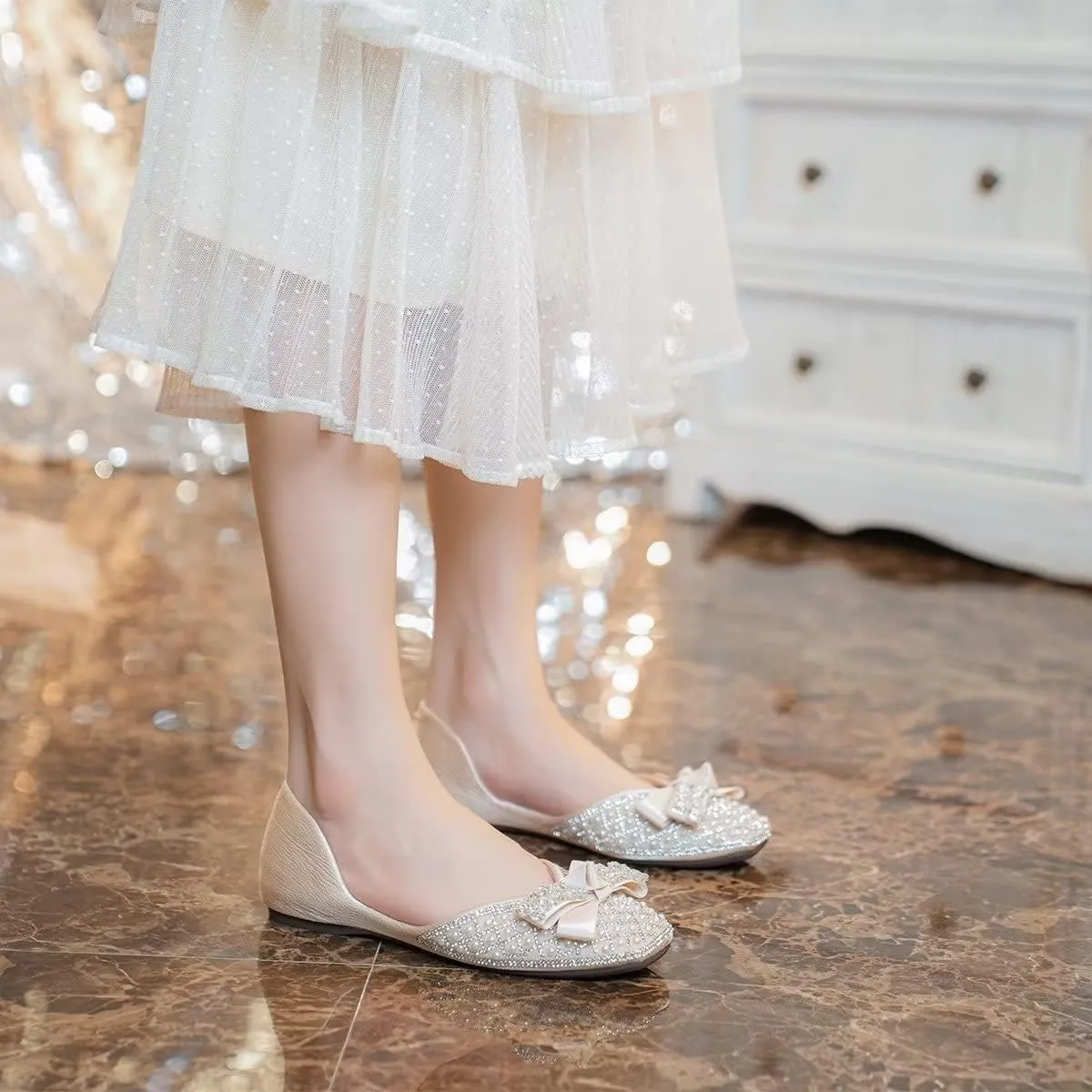 Hee grand Women Square Toe Crystals Shoes Glittering Rhinestone Wedding Dress Shoes Fashion Bridesmaid Shoes