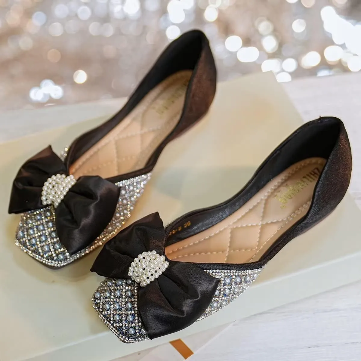 Hee grand Women Square Toe Crystals Shoes Glittering Rhinestone Wedding Dress Shoes Fashion Bridesmaid Shoes