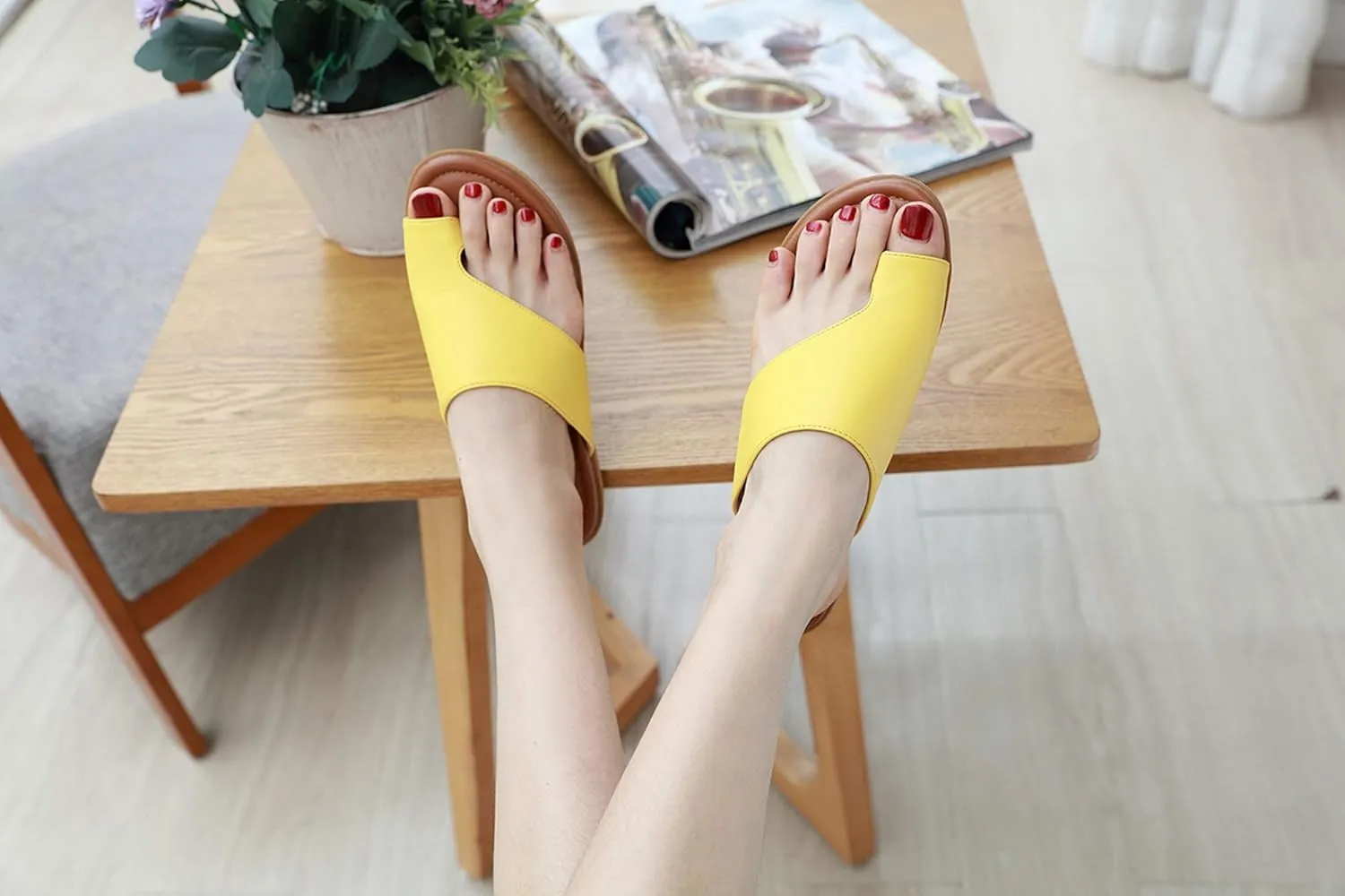 KINOW Bunion Sandals for Women Orthopedic Flat Shoes Toe Ring Slide Flip Flop Slippers