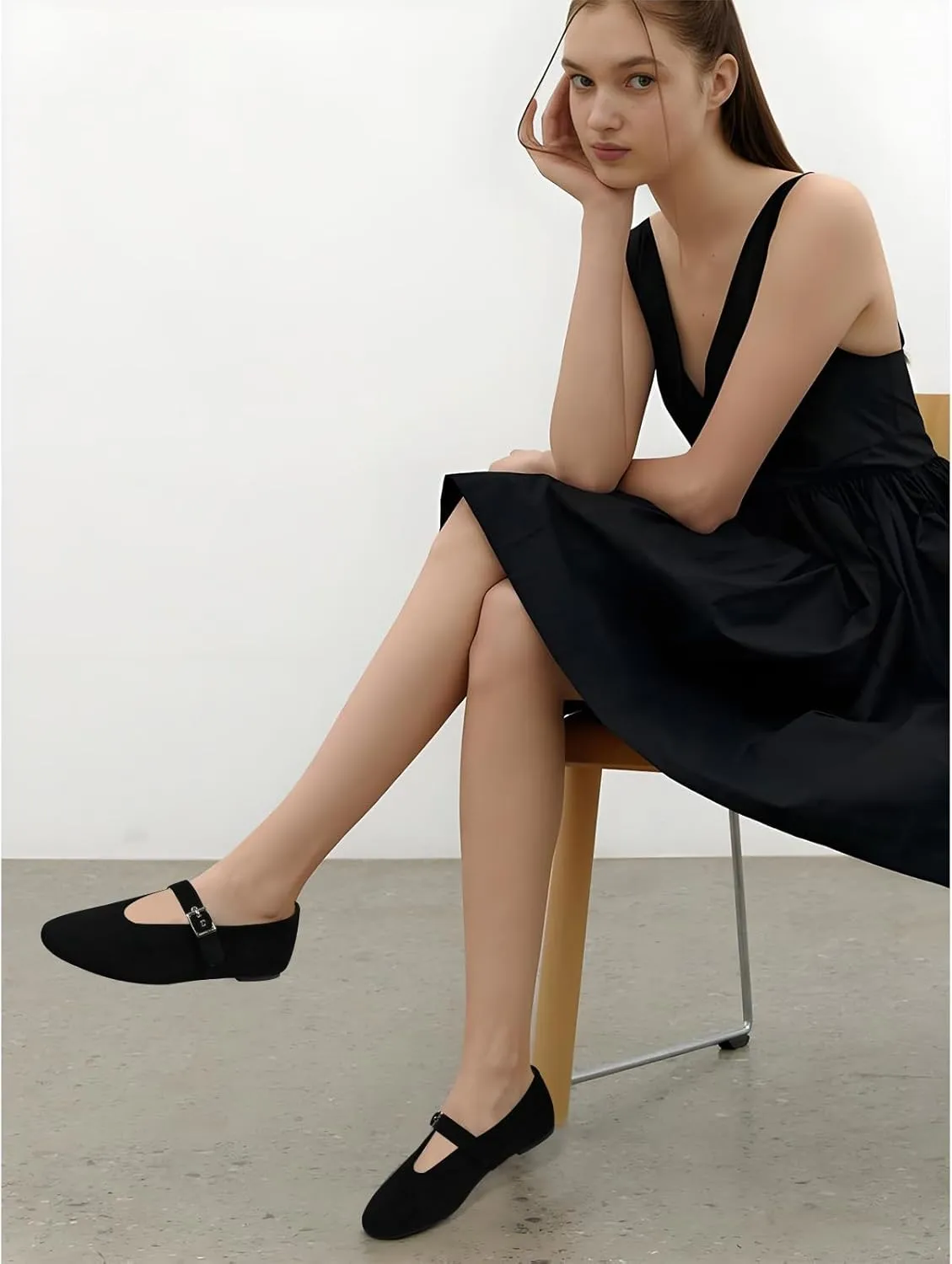 Mary Jane Ballet Flats for Women Buckle Strap Round Toe Suede Wide Width Flats Casual Ballerina Shoes
