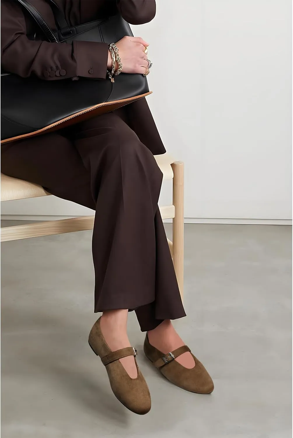 Mary Jane Shoes Women Ballet Flats with Buckle Strap Round Toe Wide Width Closed Toe Flats for Women Dressy