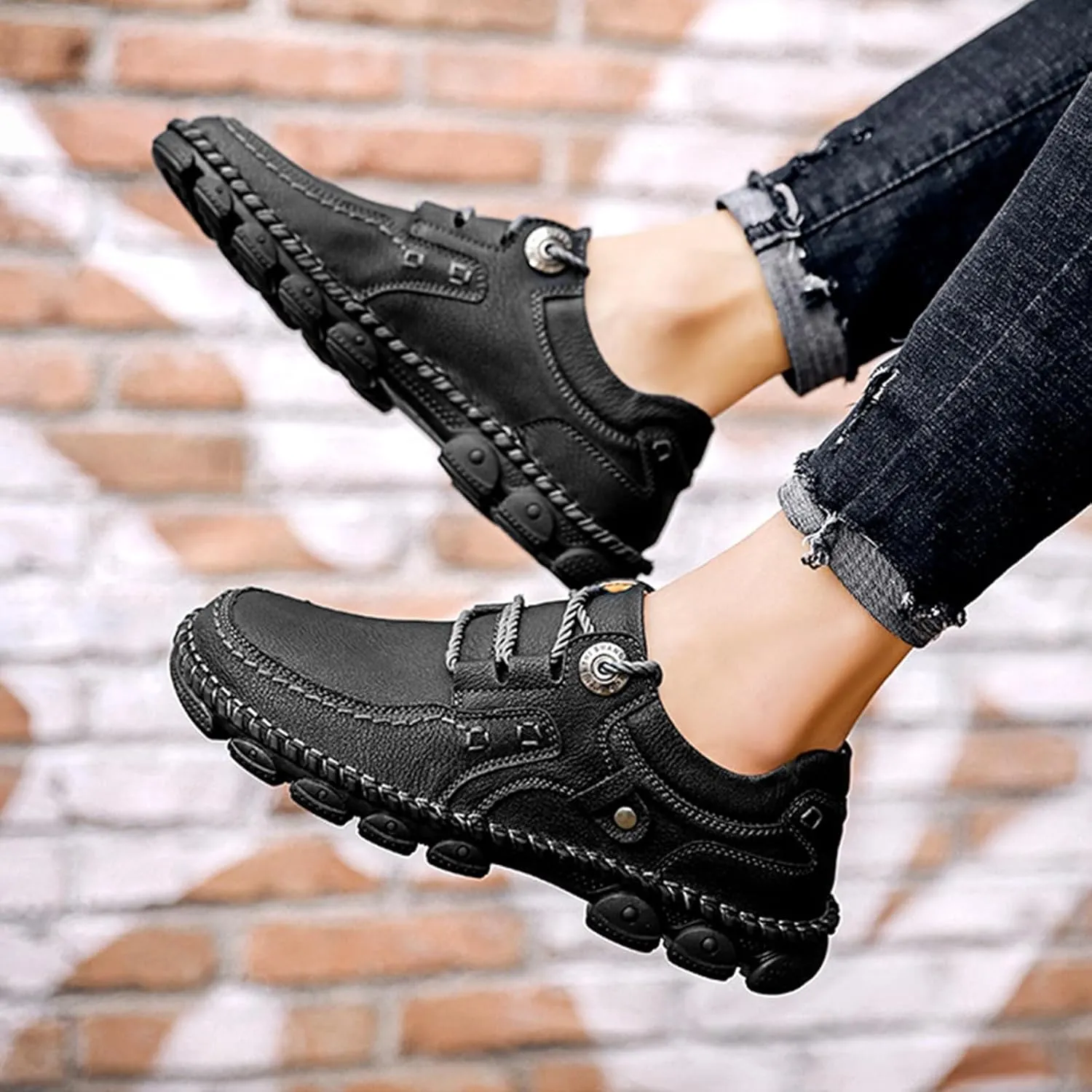 Men's Vintage Leather Casual Hiking Shoes Hand-Stitched Lace-Up Non-Slip Waterproof Sneakers Fashionable Comfortable Walking Driving Shoes