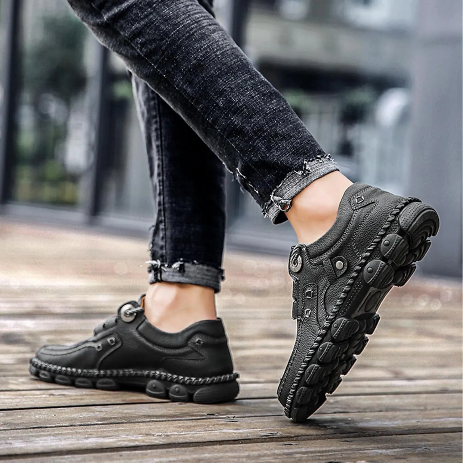Men's Vintage Leather Casual Hiking Shoes Hand-Stitched Lace-Up Non-Slip Waterproof Sneakers Fashionable Comfortable Walking Driving Shoes