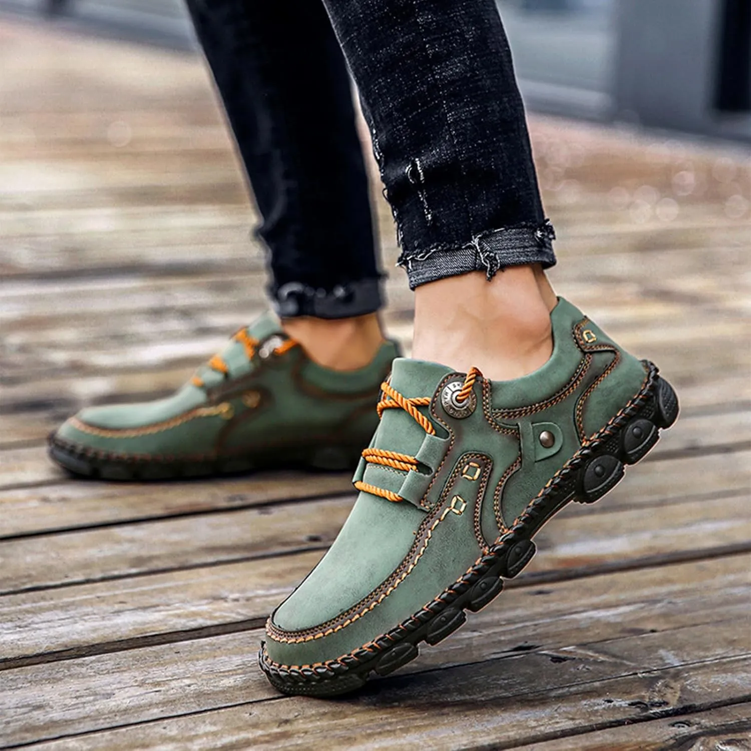 Men's Vintage Leather Casual Hiking Shoes Hand-Stitched Lace-Up Non-Slip Waterproof Sneakers Fashionable Comfortable Walking Driving Shoes