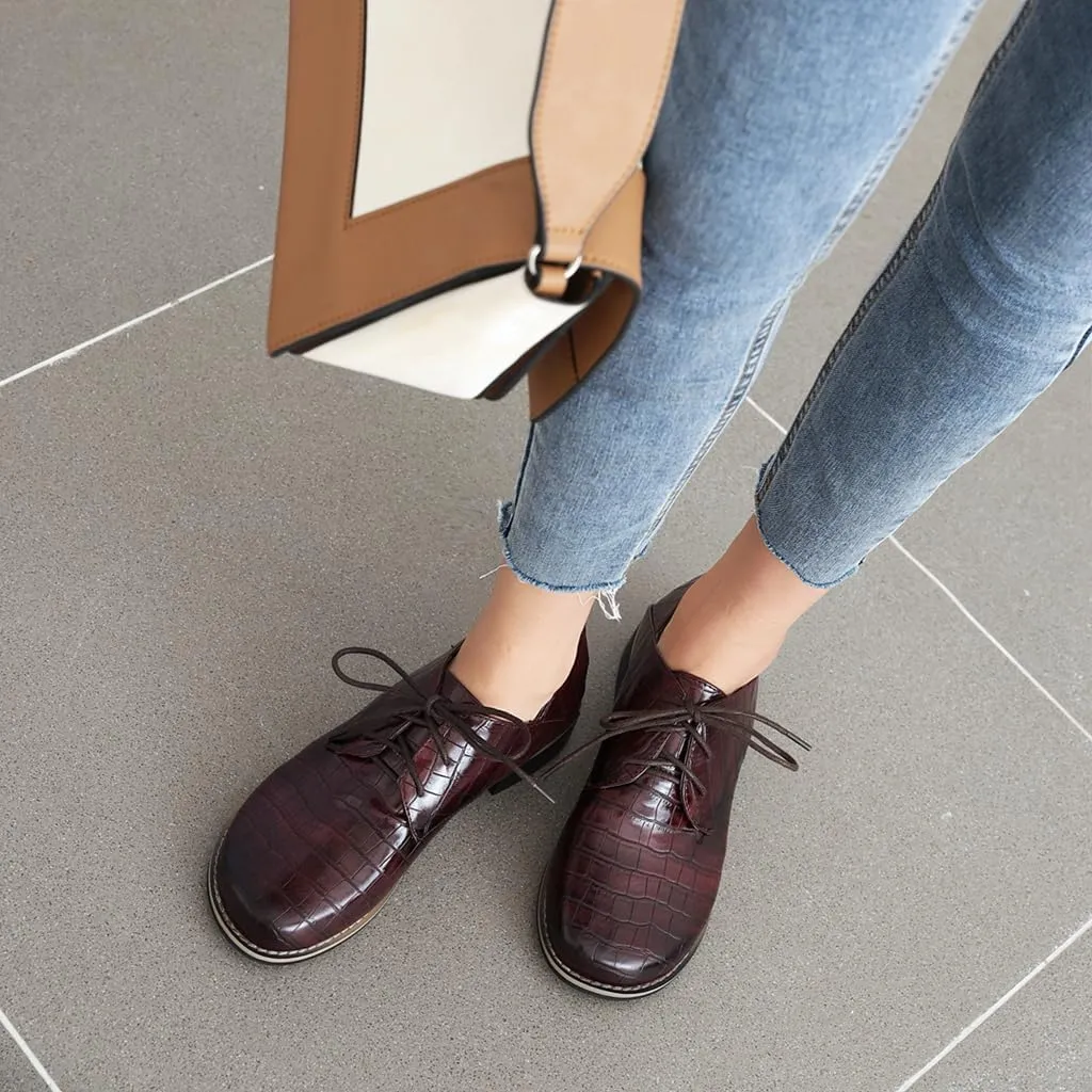 MIOKE Women's Classic Flat Saddle Oxford Shoes Lace Up Comfort Low Heel Western School Oxfords Loafers