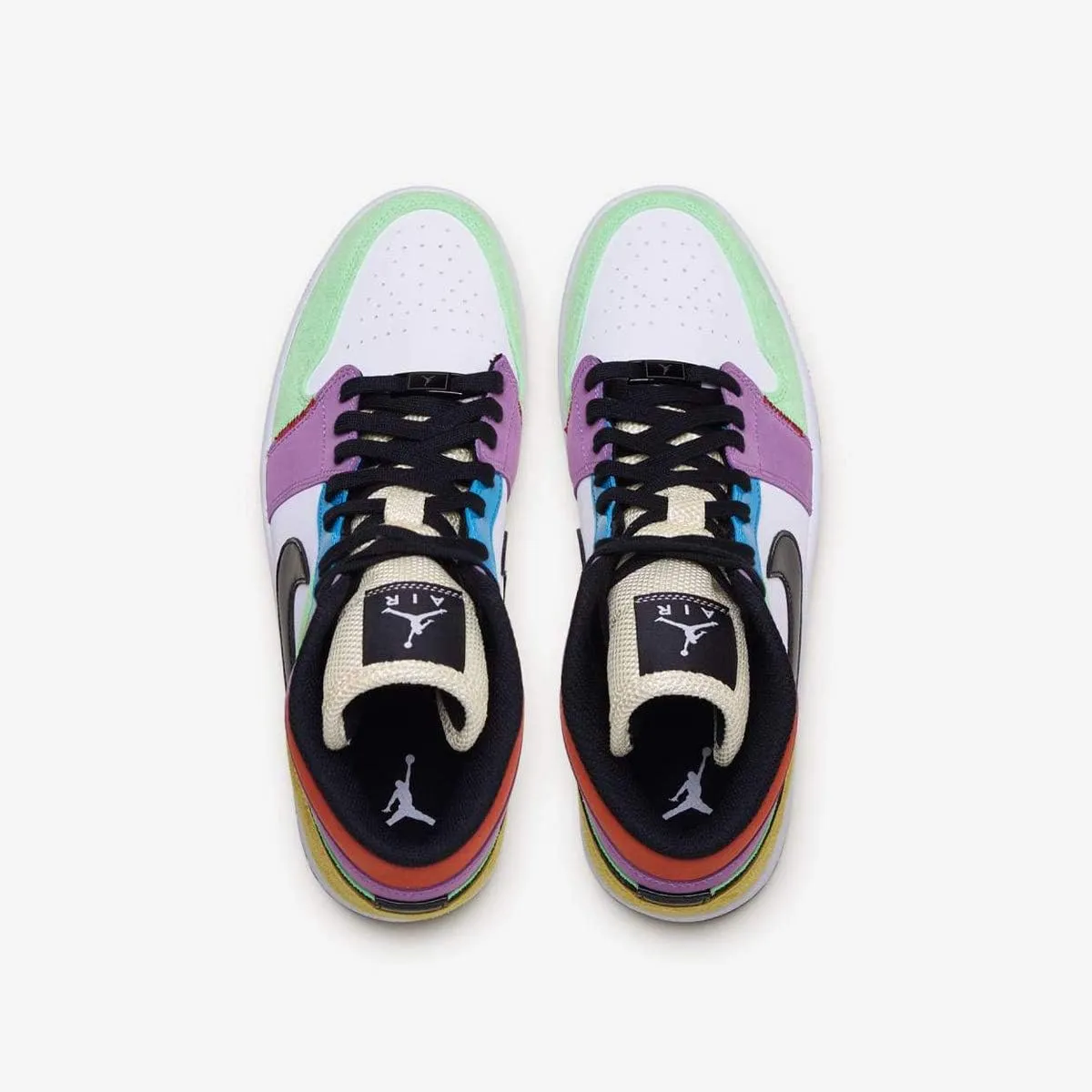 Nike Women's Air Jordan 1 Mid Se Shoes