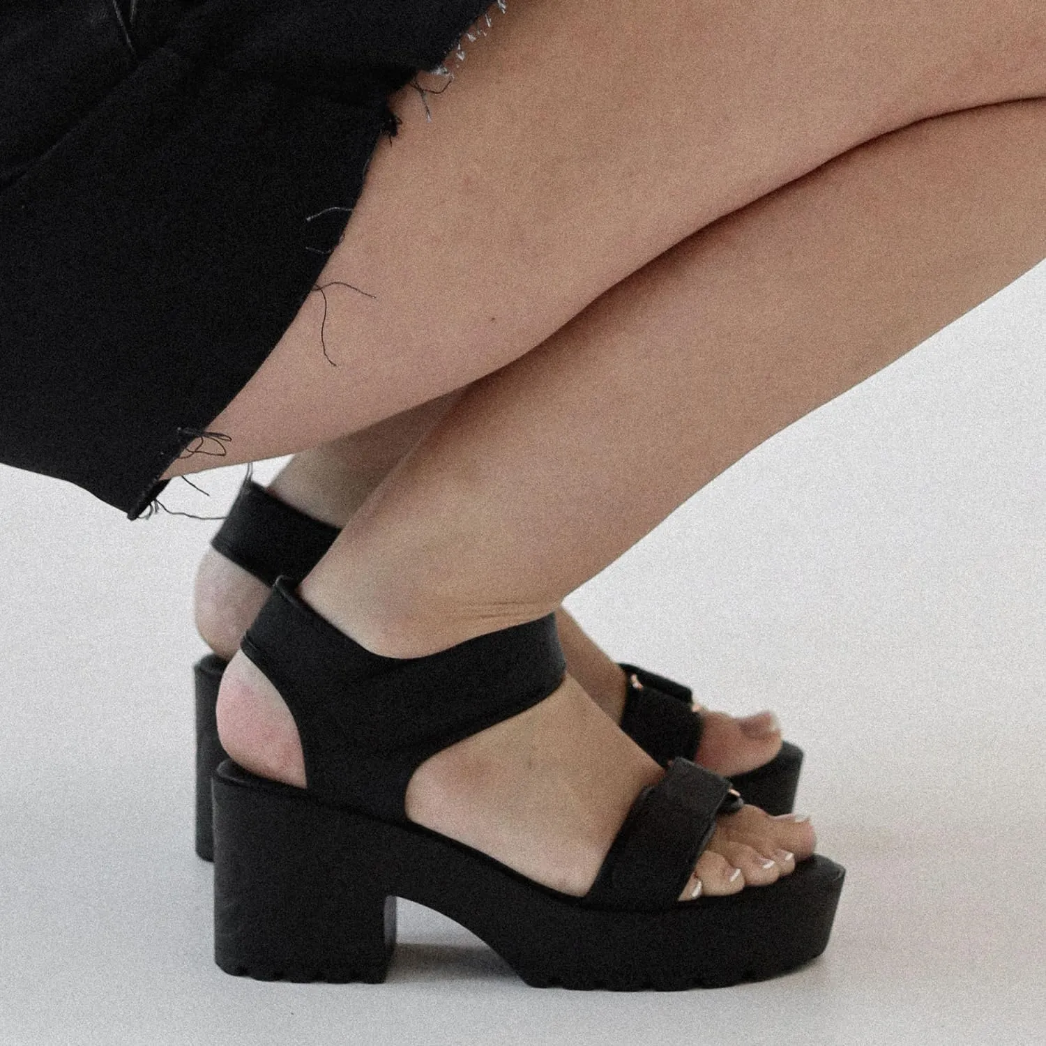 Pineapple Leather Heels for Women Open Toe Lug Sole Platform Fashion Block Heel Sandals for Vegan