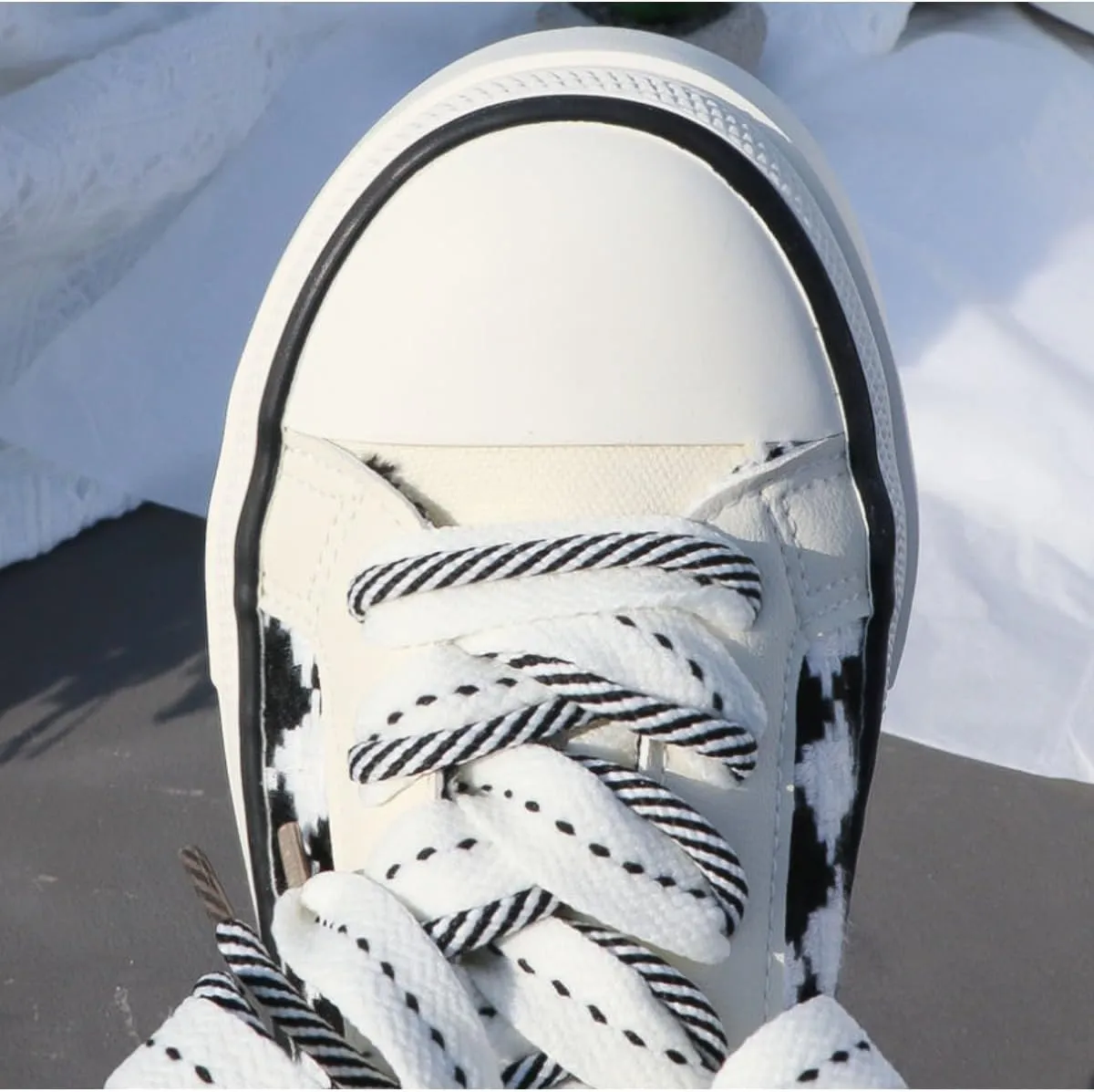 Trendy Checkered Low-Top Women's Sneakers Comfortable Fashion Canvas Casual Shoes Street Style Lace-Up Trainers