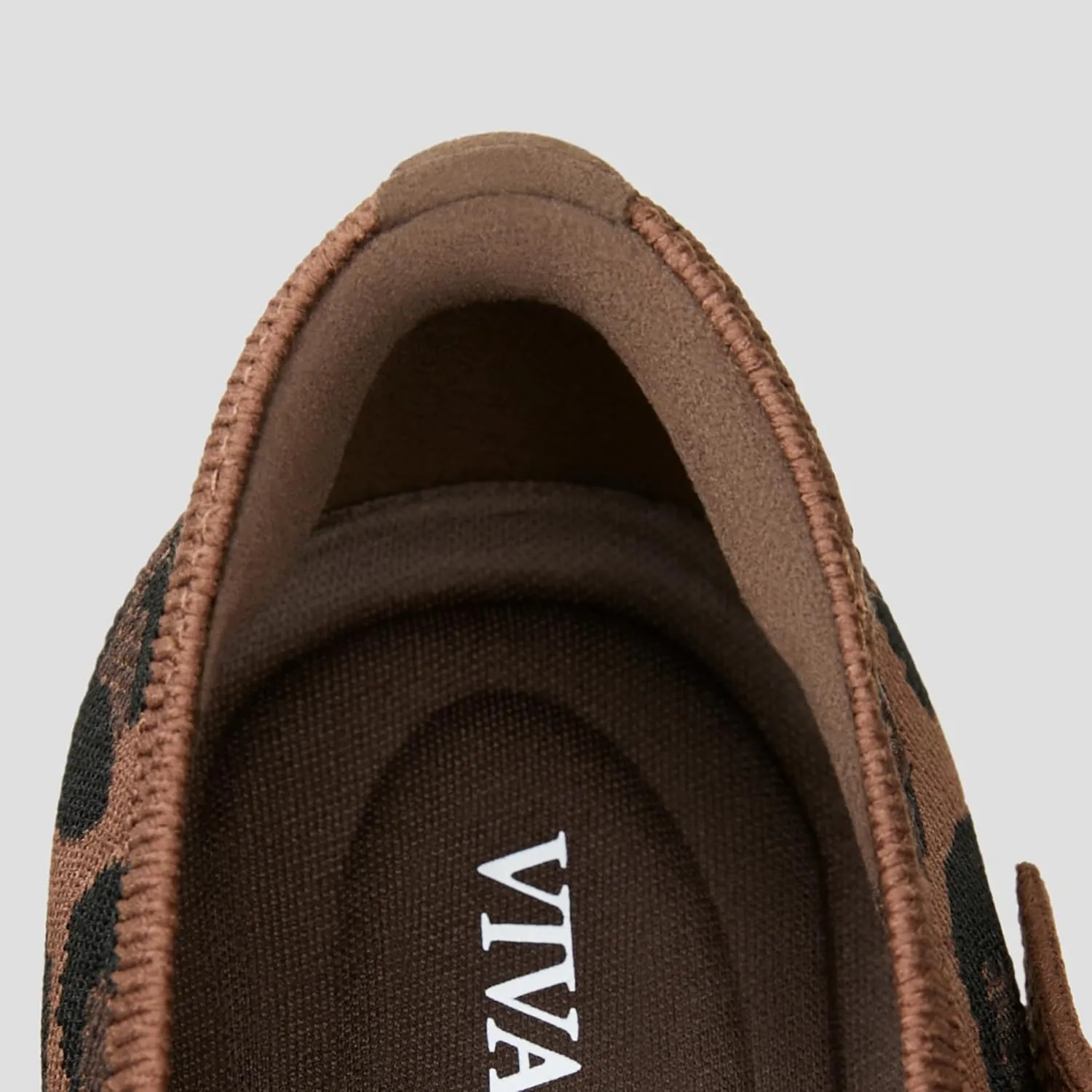 VIVAIA Maria Pointed-Toe Mary-Jane Flats Shoes for Women Washable Ballet Flats Comfortable Casual Shoes with AdaptAll Strap Dressy