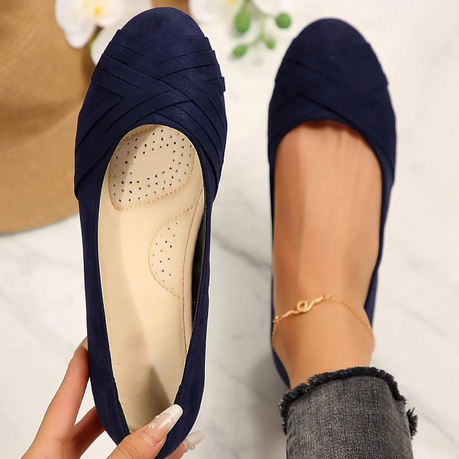 Women's Ballet Flats Shoes, Round Toe Comfort Light Weight Slip-On Dress Shoes