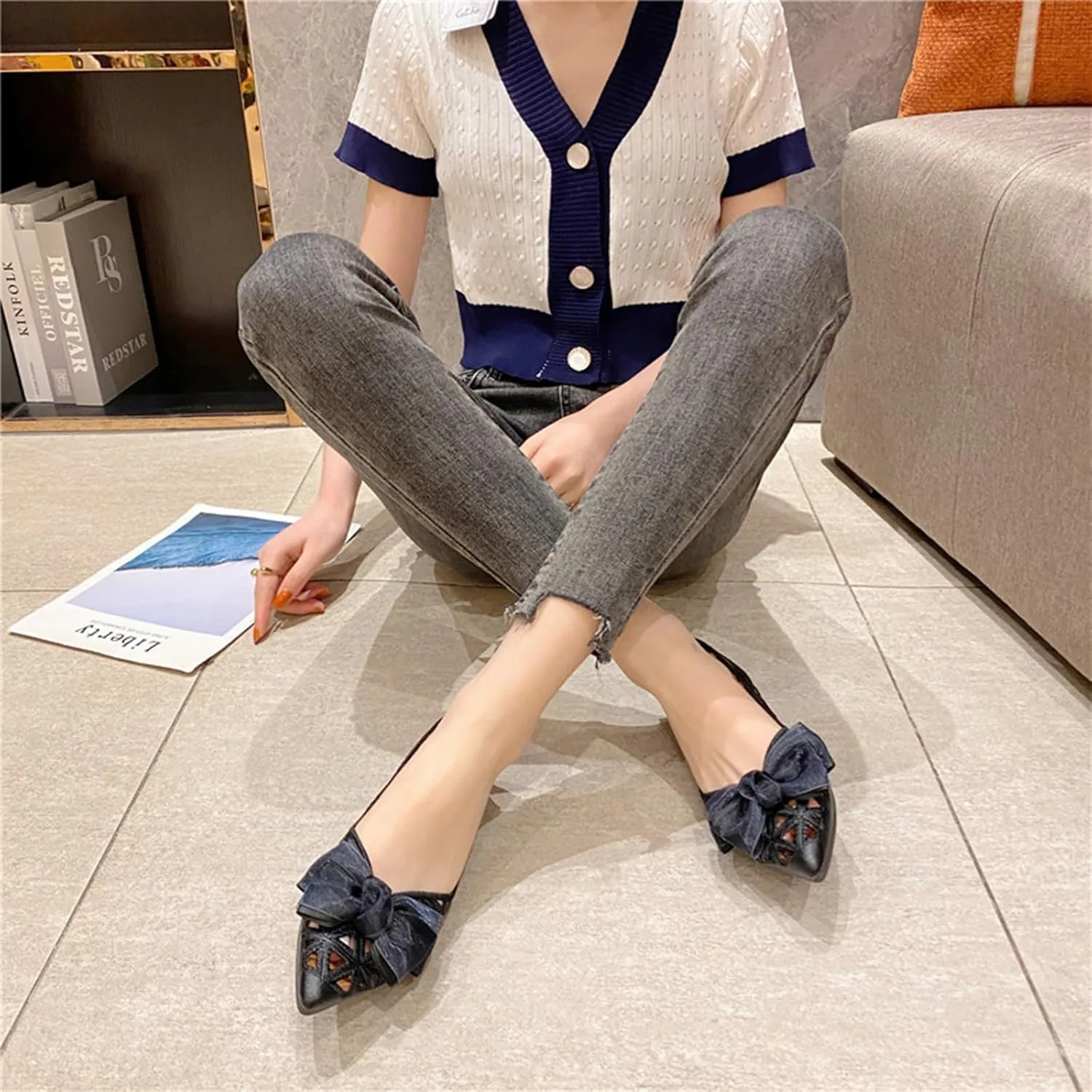 Women'S Hollow Leather Bow Breathable Ballet Flats,Fashion Pointed Toe Slip-On Comfortable Soft Sole Casual Shoes,for Office Work Walking Shoes