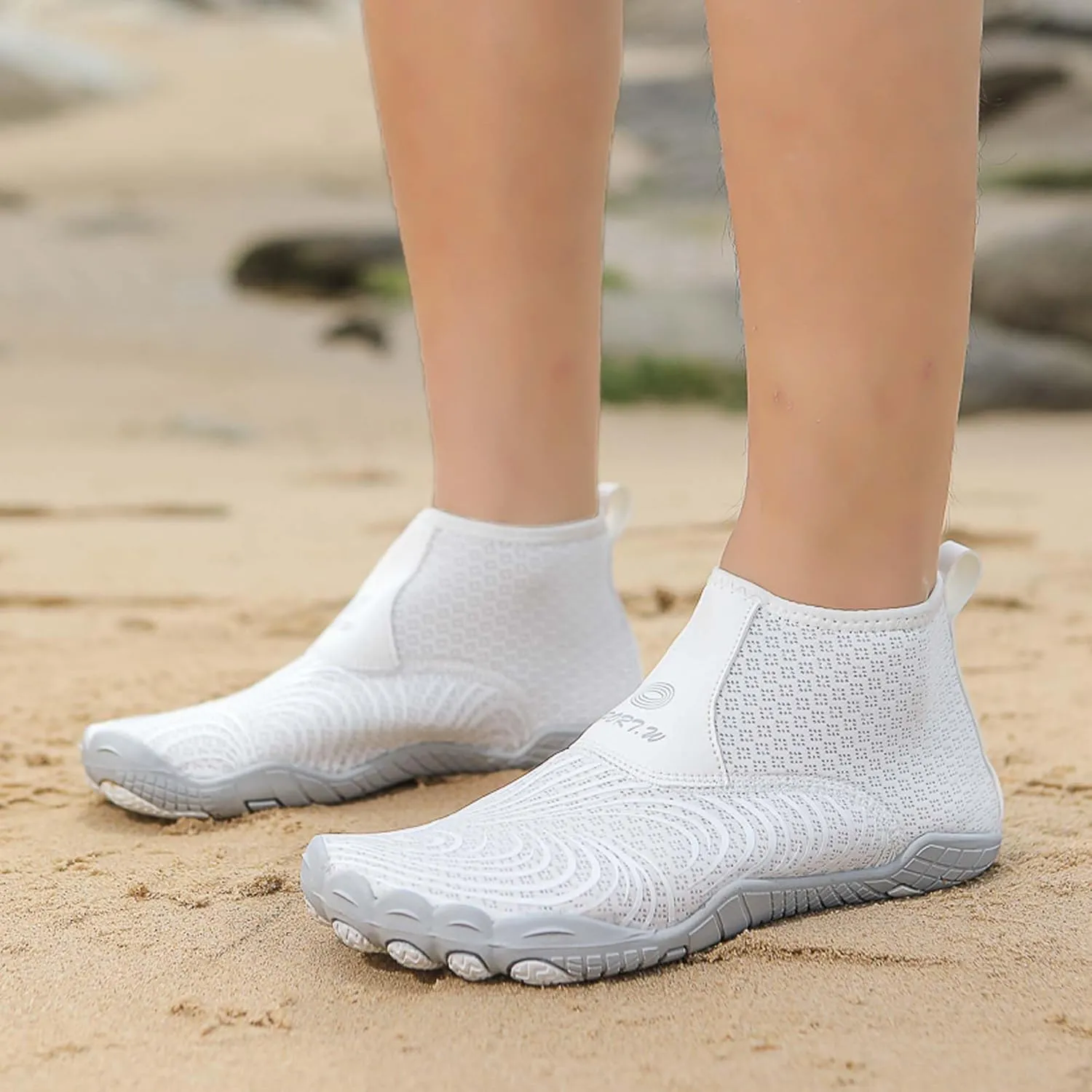 Women's Men's High Top Water Shoes, Quick Dry Breathable Stretch Lightweight Mesh Fabric, Rubber Drainage Sole, Indoor Sneakers, Barefoot Water Shoes