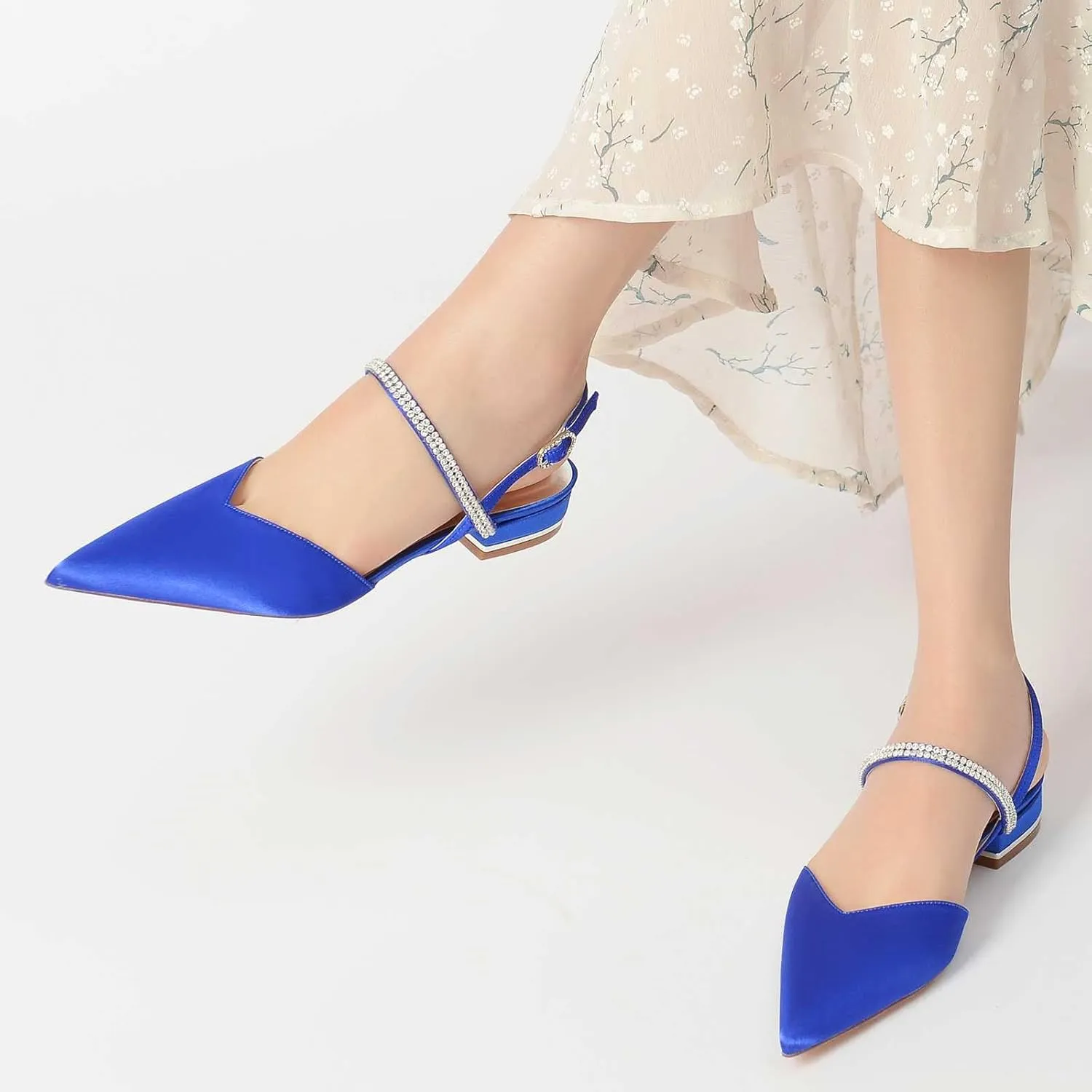 Women's Pointed Toe Crystal Wedding Flats for Bride Comfortable Satin White Wedding Shoes Low Heels Ankle Strap Bridal Flats Evening Prom Party Dress Shoes Pumps