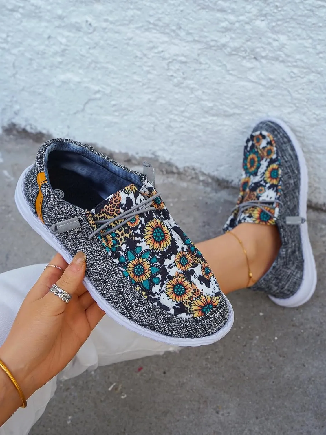 Women's Sunflower Print Slip-On Loafers, Lightweight Canvas Casual Daisy Boat Shoes, Comfortable Walking Sneakers, US 6-10